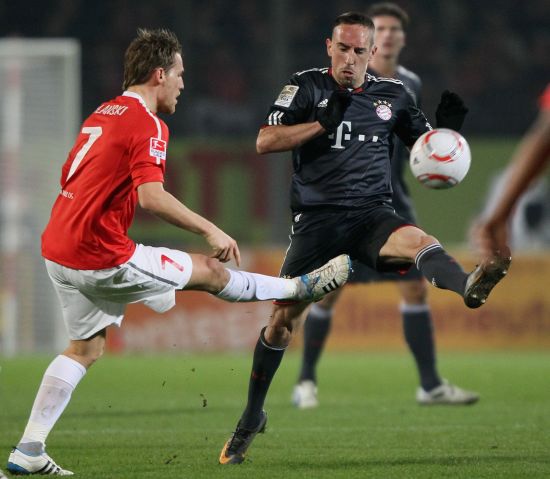 更攸关整个 更攸关整个